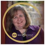 Profile Picture of Beverly Christman Satchfield (@lifeinthatupstate) on Instagram
