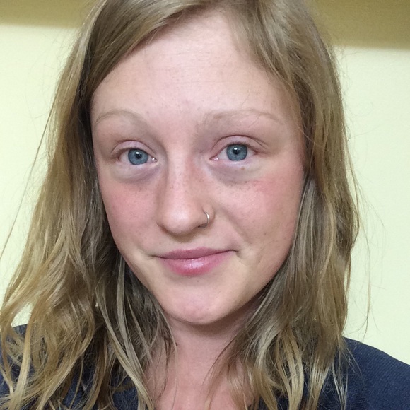 Profile Picture of Heather Hersch (@hh424) on Poshmark