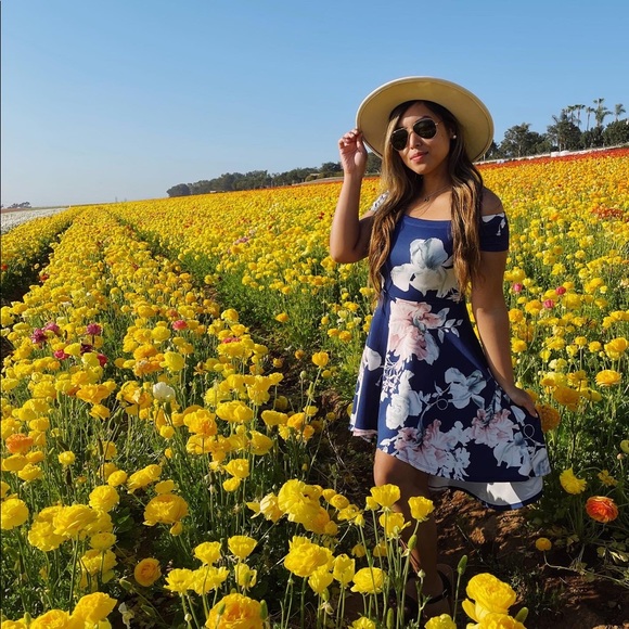 Clesan Montilla - Poshmark Profile Picture of Clesan Montilla (@clesanmontilla) on Poshmark