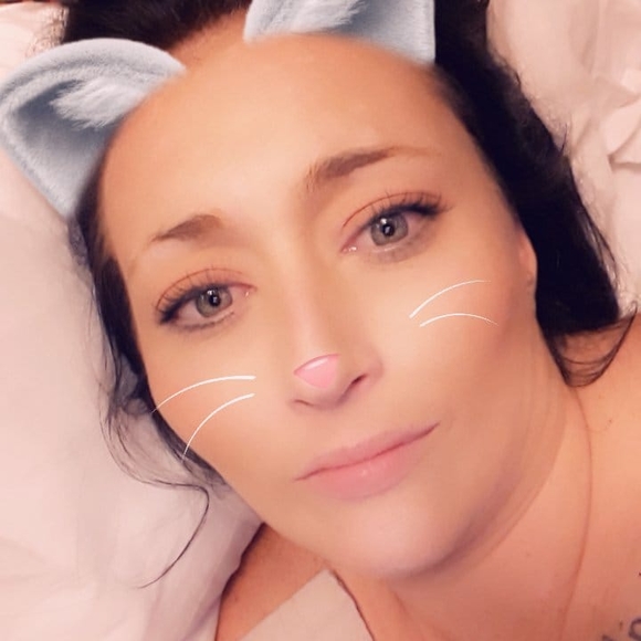 Profile Picture of Rachel Bracken (@rachelbracken) on Poshmark