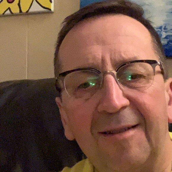 Profile Picture of Michael Kemnitz (@mkemnitz5) on Poshmark