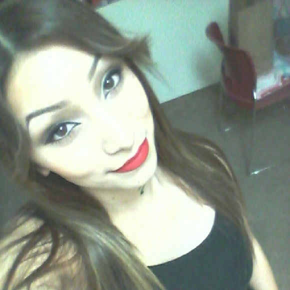 Profile Picture of Jeannette Rocha (@lalita93) on Poshmark