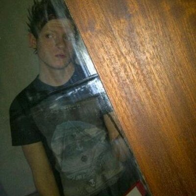 Profile Picture of Leon Jason Thornton (@LeonJasonThornt) on Twitter