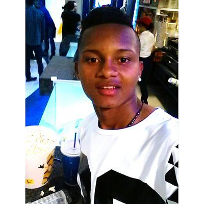 Profile Picture of Joe Quiñones (@Giio96) on Twitter