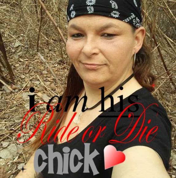 Profile Picture of Shawna Cooley (@shawna66678) on Poshmark