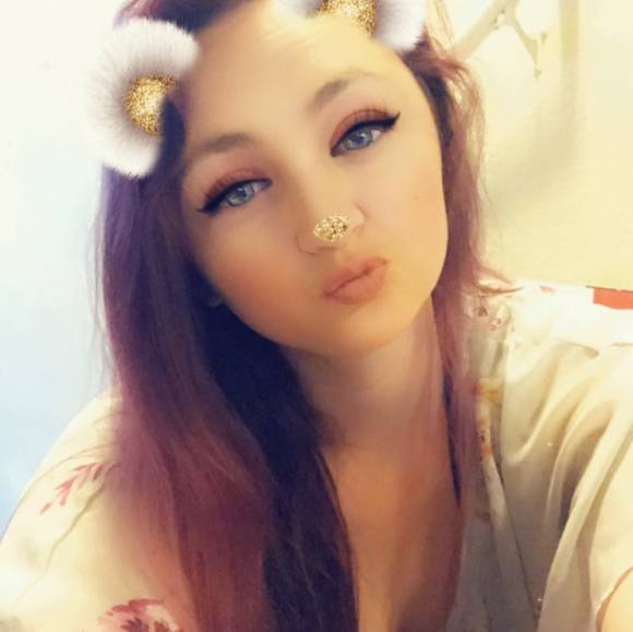 Profile Picture of Crystal Weber (@chrissykay22) on Poshmark