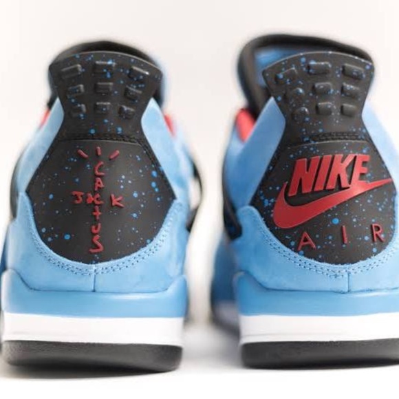 Profile Picture of Marshall Holt (@atlresell) on Poshmark