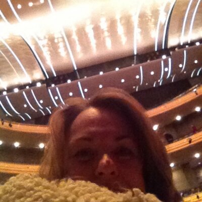 Beth Gullickson - Twitter Profile Picture of Beth Gullickson (@BeguBeth) on Twitter