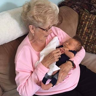 Hester DeRitis - Facebook Profile Picture of Hester DeRitis (@hester.deritis.1) on Facebook