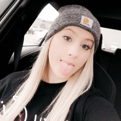 Profile Picture of Chloe Lester (@chloe__lester) on Twitter