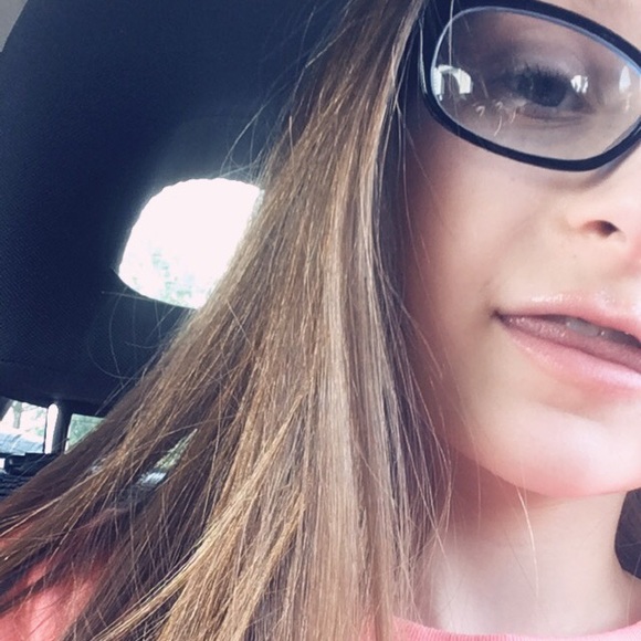 Profile Picture of Sage Ostergren (@jj081505) on Poshmark