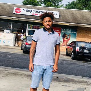 Profile Picture of BL Reese (@kyrese.jones) on Facebook