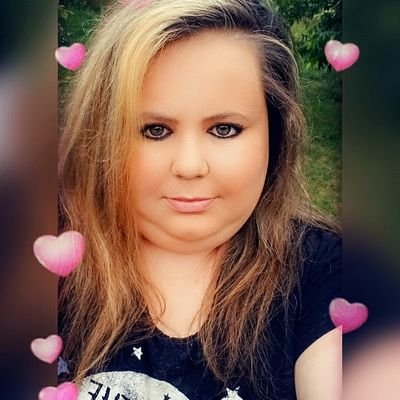 Profile Picture of Kelly Bryant Howell (@KellyHowell28) on Twitter