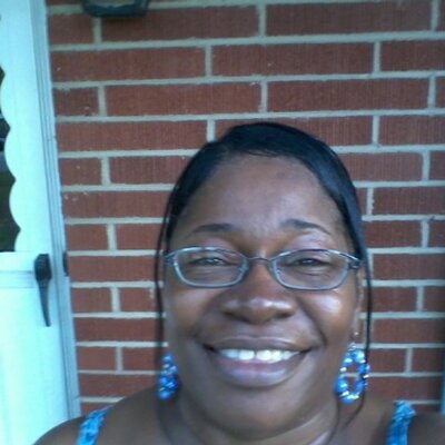 Profile Picture of Sharon Chambers Lewi (@sharon_lewi) on Twitter