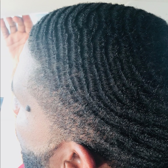 Profile Picture of Mickhail Hannam (@meek2788) on Poshmark