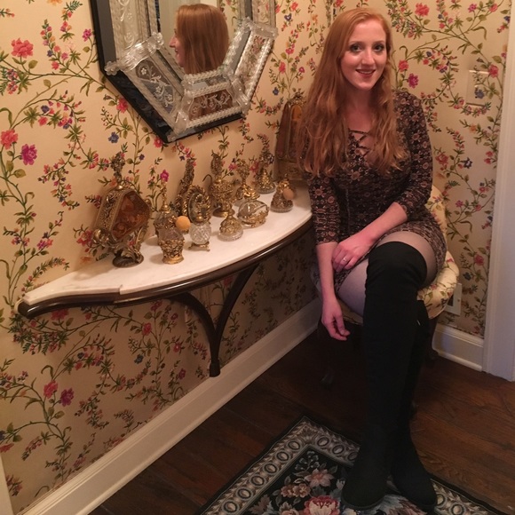 Profile Picture of Carly Crandell (@cerebralista) on Poshmark