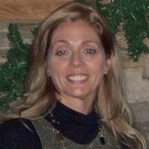Profile Picture of Mary ellen Caradonna (@mcaradonnaepi) on Poshmark