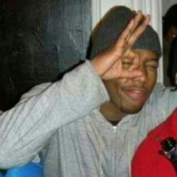 Profile Picture of Remmy Freedem (@idontwannaloved) on Poshmark