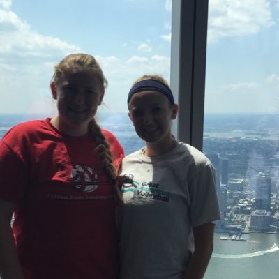 Profile Picture of Julia Hilty (@juliahilty) on Twitter
