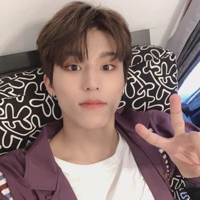 Profile Picture of 𝐉𝐮𝐬𝐭𝐢𝐧 𝐭𝐡𝐞 𝐏𝐚𝐫𝐤 (@parkjeonguw) on Twitter