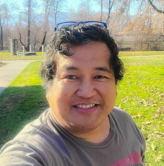 Profile Picture of Arturo Cabusi (@drcabusi) on Poshmark