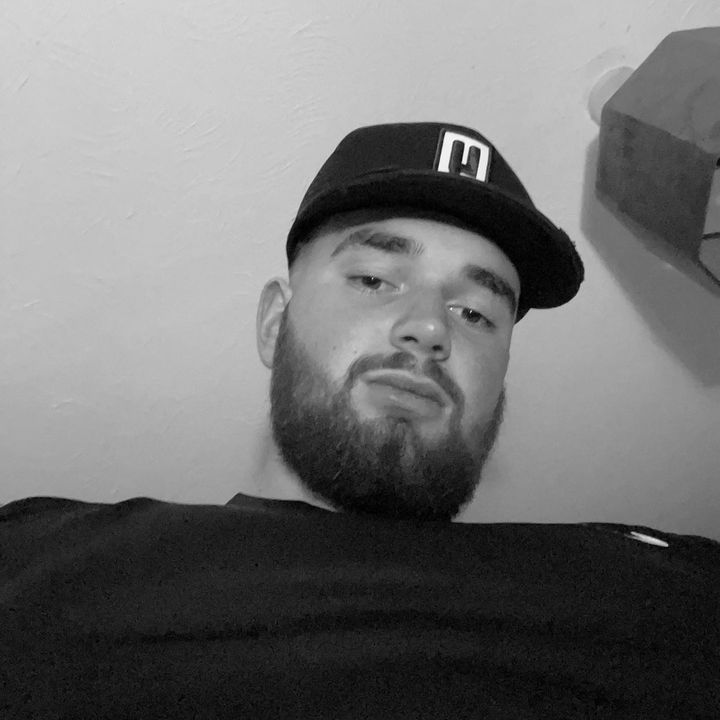 Profile Picture of Harvey Hobbs (@@harveyhobbs) on Tiktok