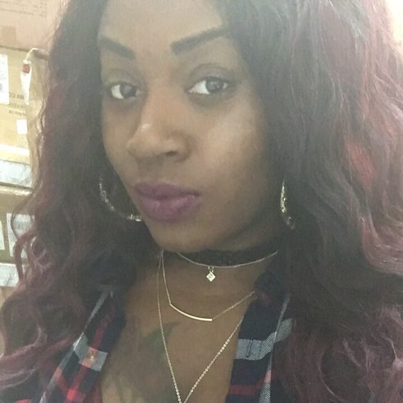 Profile Picture of Tondra Chatman (@tondrachatman) on Poshmark