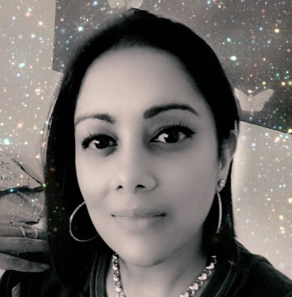 Profile Picture of Kerri Haffizulla (@kerrijaxx) on Poshmark