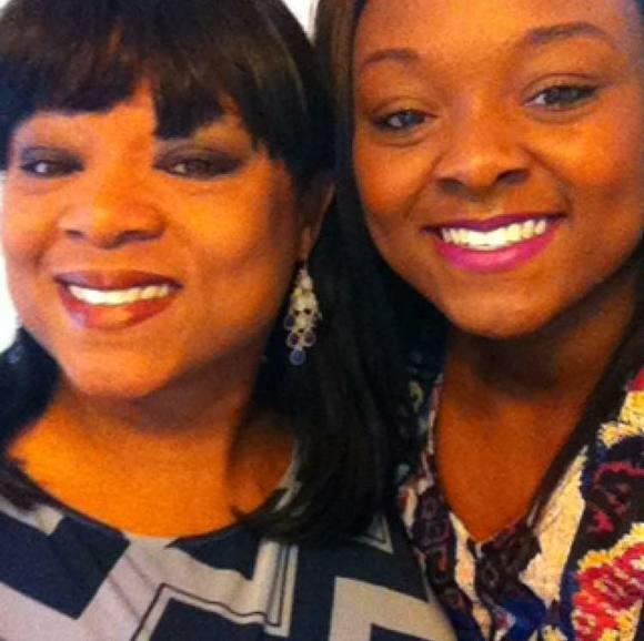 Profile Picture of Tanya Magee (@mageetanya) on Poshmark