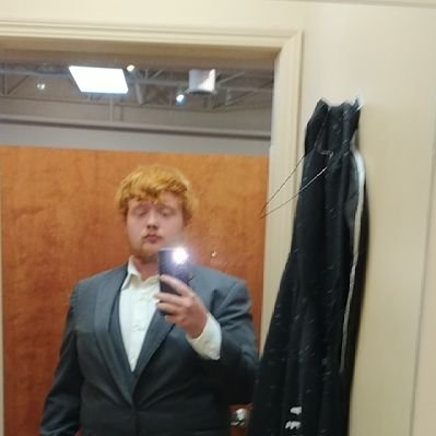 Profile Picture of Sean Groves (@SeanGroves13) on Twitter