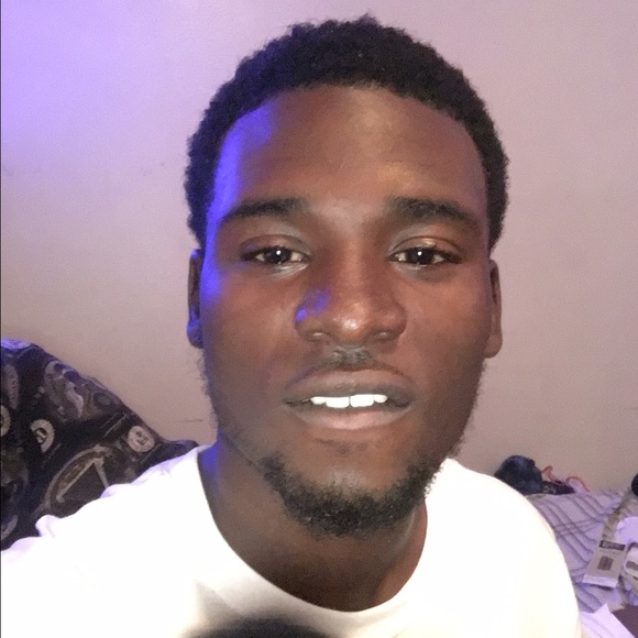 Profile Picture of Rodney Steadman (@rara5) on Poshmark