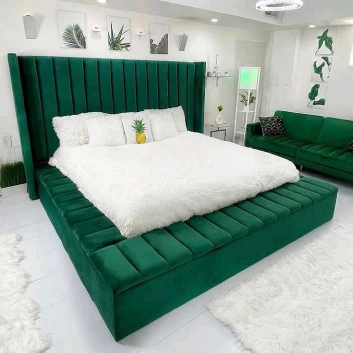 Profile Picture of crystal clear furnitures (@crystal_clear_furnitures) on Tiktok