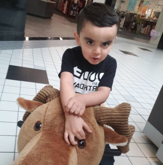 Profile Picture of Sigifredo Sanchez (@sigifredosanche) on Poshmark