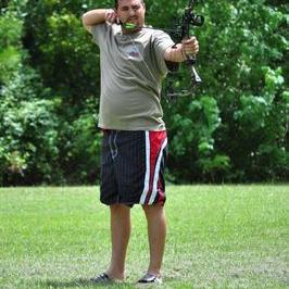 Profile Picture of Logan Hough (@cane1227) on Twitter