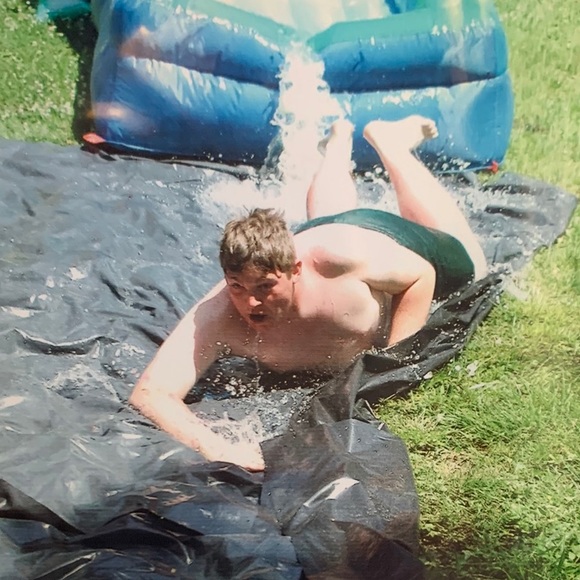 Profile Picture of Charles Barnes (@charlesbarne114) on Poshmark