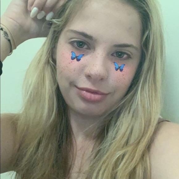 Profile Picture of Erika Colbert (@erikacolbert) on Poshmark
