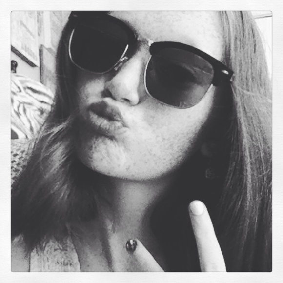 Profile Picture of Hannah Scarry (@hsa1234) on Poshmark