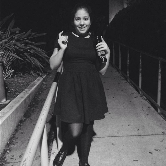 Profile Picture of Daniela Obeso (@danielaobeso) on Poshmark