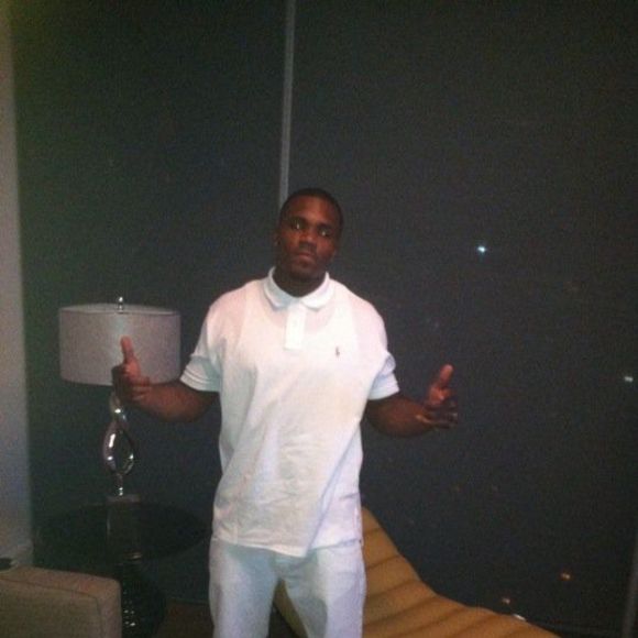 Profile Picture of Daryl Vereen (@dvereen17) on Poshmark