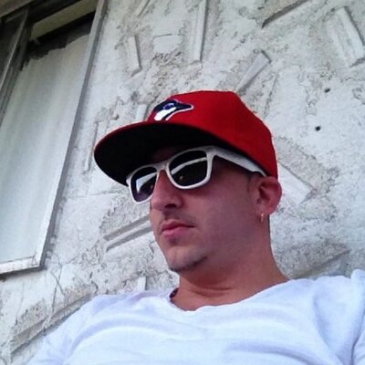 Profile Picture of Brian Nickerson (@BRY_BREEZY) on Twitter