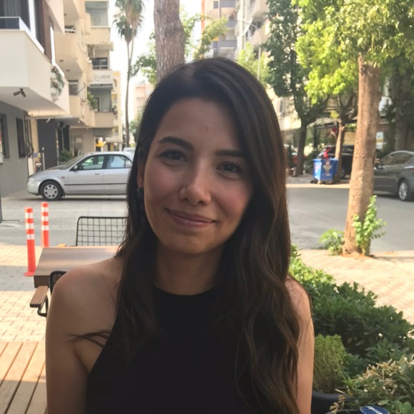 Profile Picture of Basak Polat (@basak01) on Poshmark