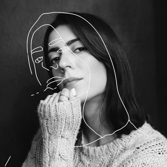 Profile Picture of Danny Sainz (@dannysainzo) on Poshmark