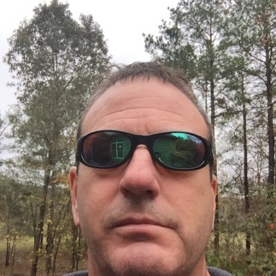 Profile Picture of Bobby Helms (@rhelms34043) on Twitter