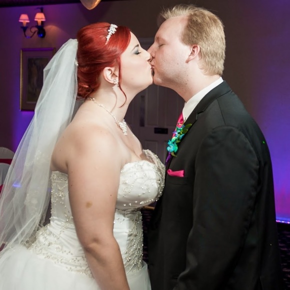 Jennifer Stengel - Poshmark Profile Picture of Jennifer Stengel (@j_stengel) on Poshmark