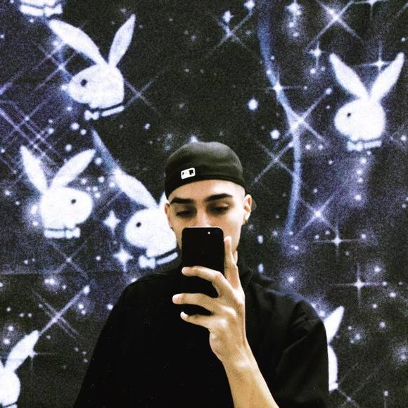 Profile Picture of Jose Celis (@celisj5) on Poshmark