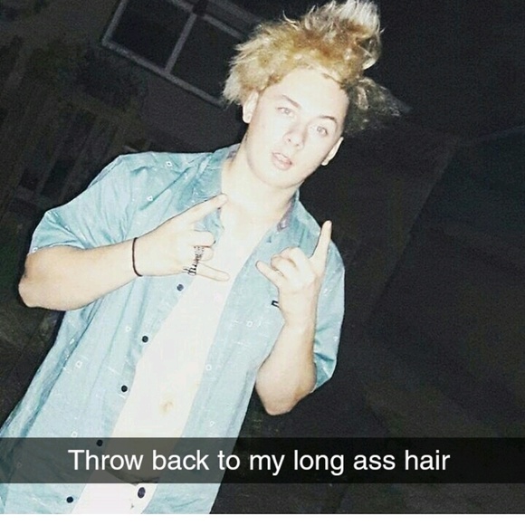 Profile Picture of Carson Stopher (@carsino213) on Poshmark