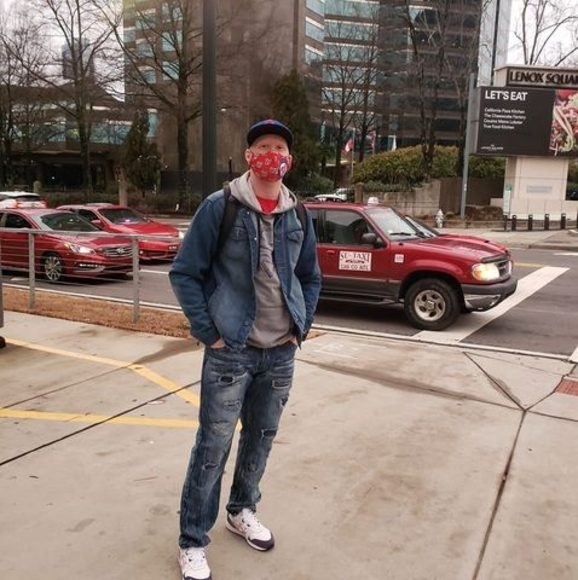 Profile Picture of Samuel Graham (@treasurelee333) on Poshmark