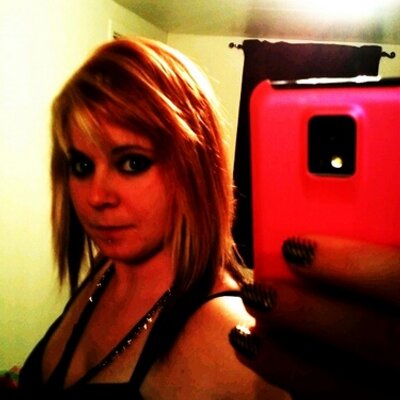 Profile Picture of Sophie-Anne Collette (@So_fakinggood) on Twitter