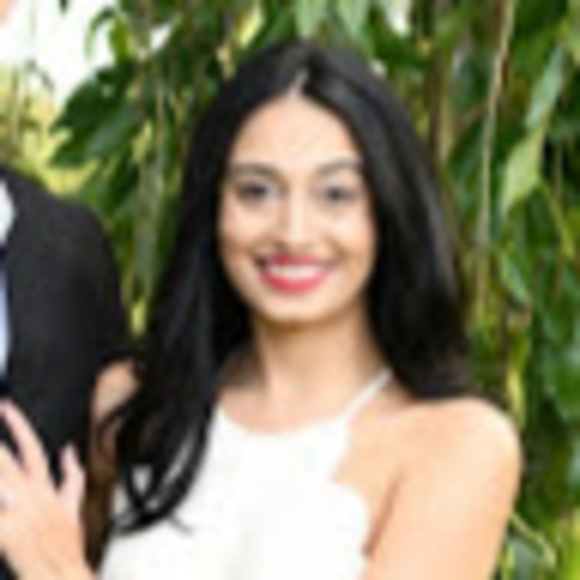 Profile Picture of Supriya Kumar (@supriya_kumar) on Poshmark