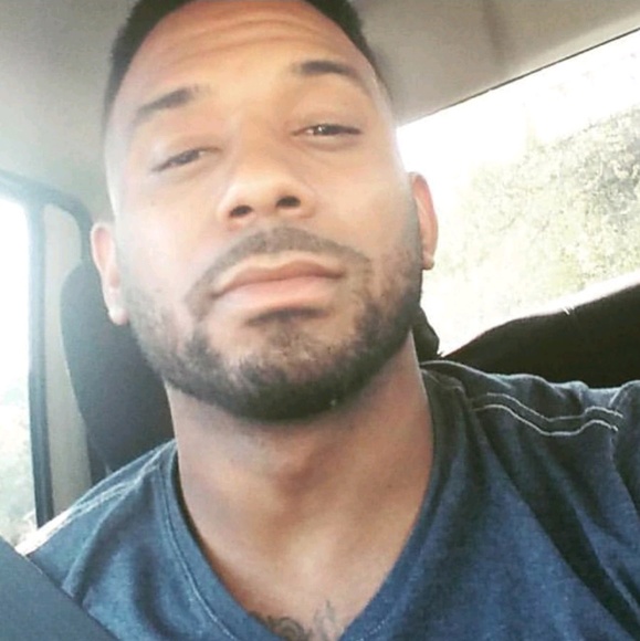 Profile Picture of Bryan Thompson (@supernupe2k7) on Poshmark